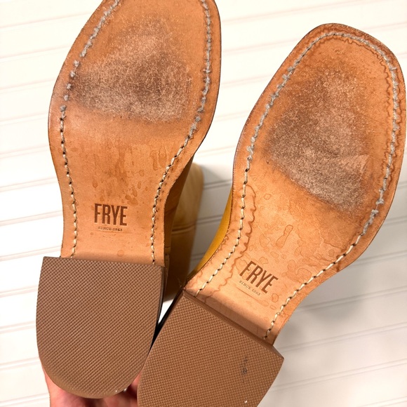 Frye Campus Boots Banana 7 - Picture 5 of 7